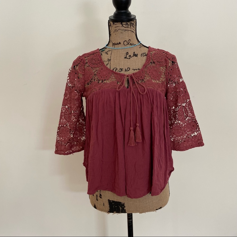 American Eagle Outfitters Lace Crochet Boho Peasant Smock Valentine Top Blouse - Picture 1 of 6